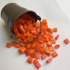 Vrac d'émaux Orange 400g : Tesselle 1x1cm.