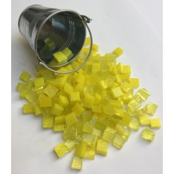 Petit Seau Emaux Jaune Citron : Tesselle 1x1cm.