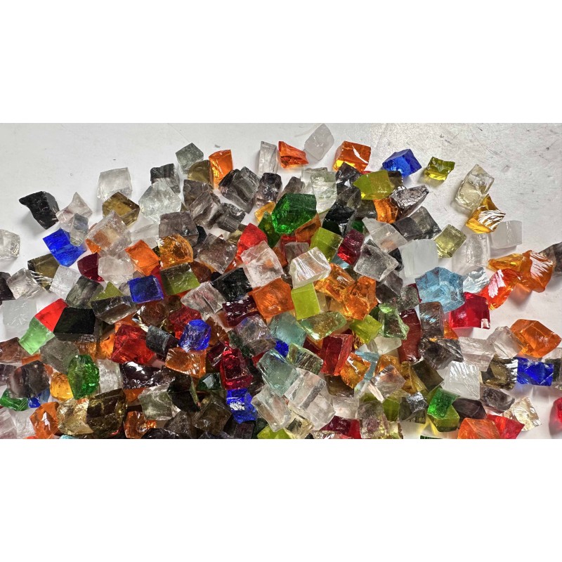 Vrac de Dalles de Verre - Tansparent 1Kg : Cube environ 1x1cm. Vrac de Dalles de Verre - Tansparent 1Kg : Cube environ 1x1cm.