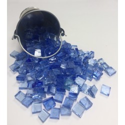 Petit Seau Emaux Bleu Moyen : Tesselle 1x1cm.